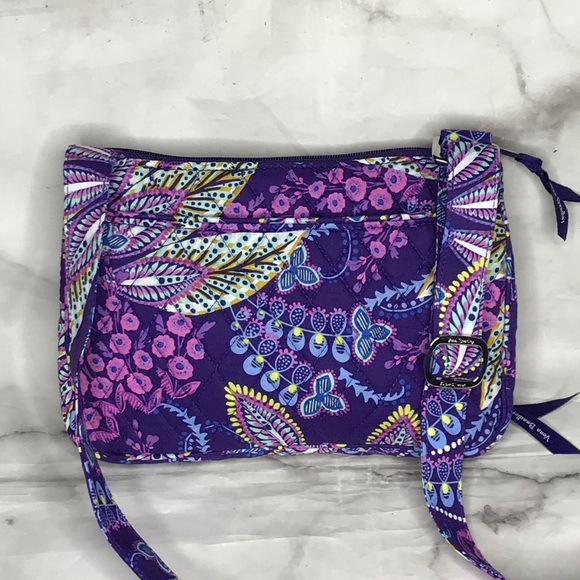 ✂️ Vera Bradley Little Hipster in Batik Leaves - Picture 2 of 7